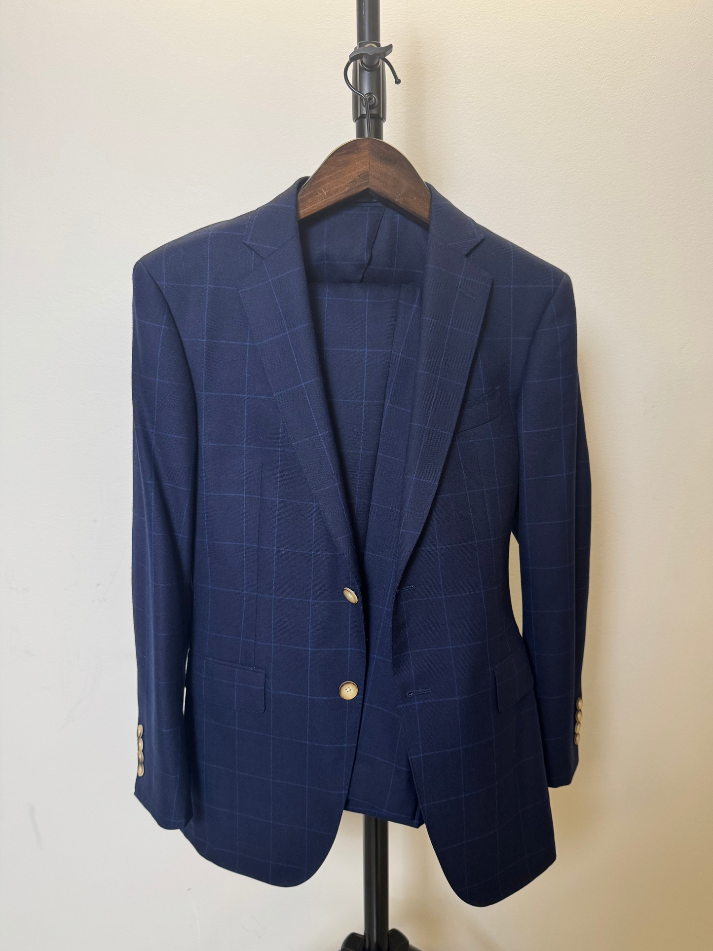 Navy Blue Blazer / Pants (Large)