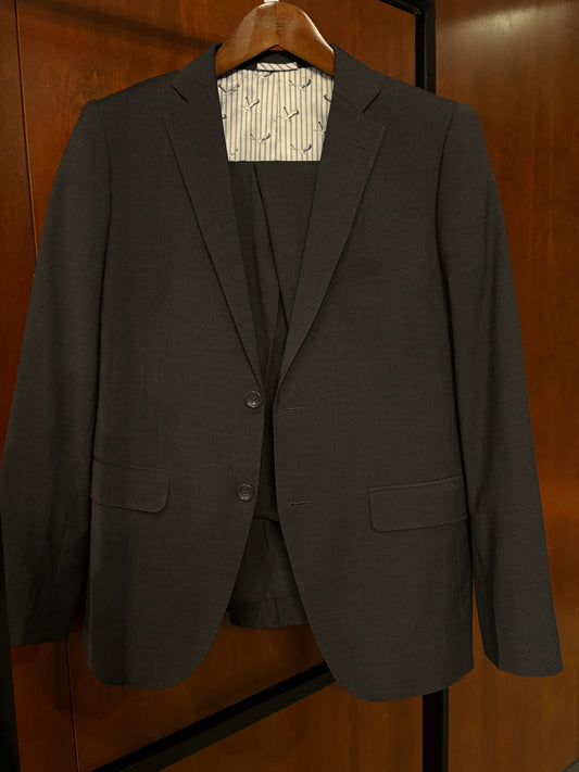 Dark Grey Full Suit (Medium Blazer/Pants)