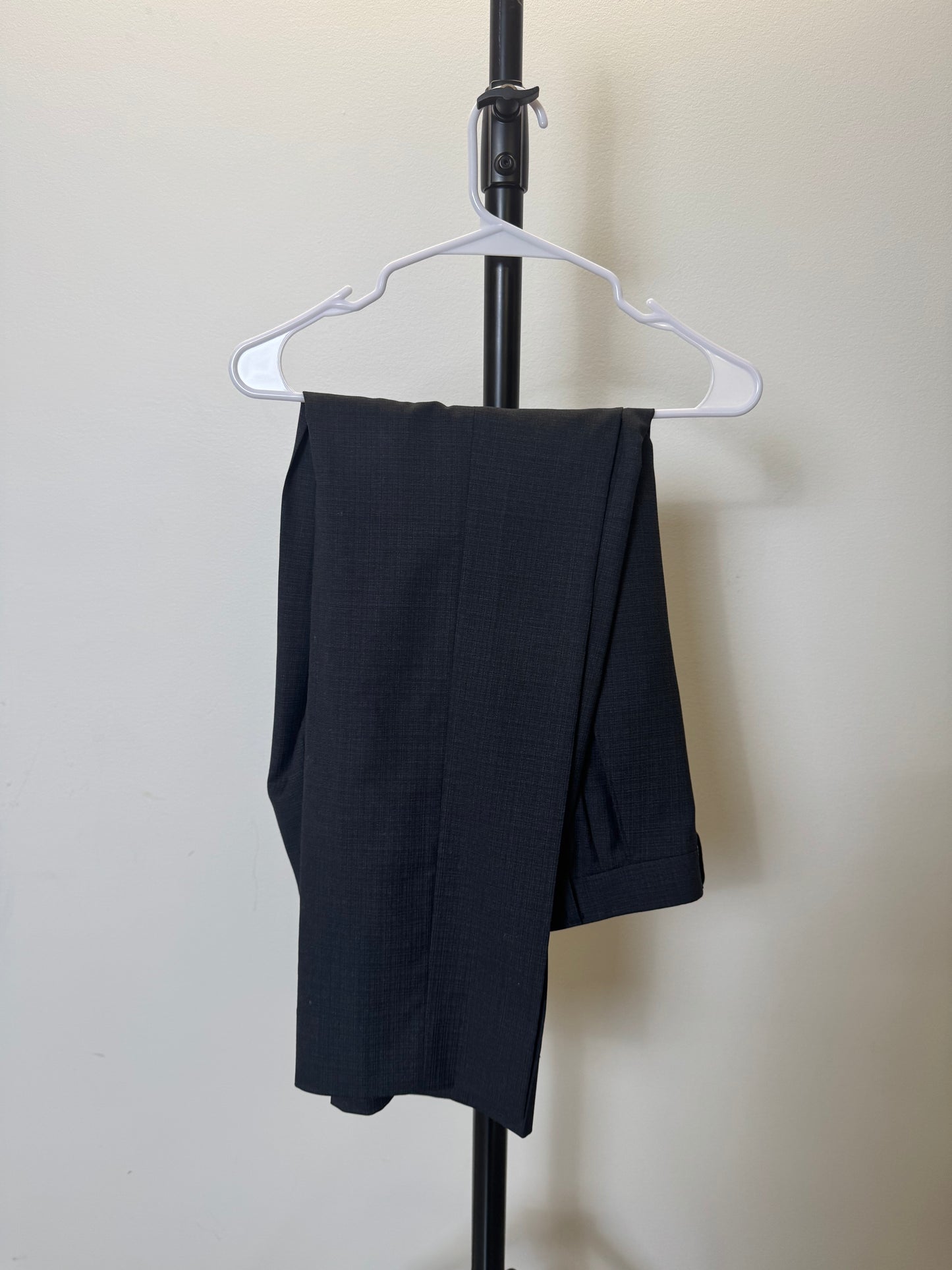 Black Trousers (32W 30L)