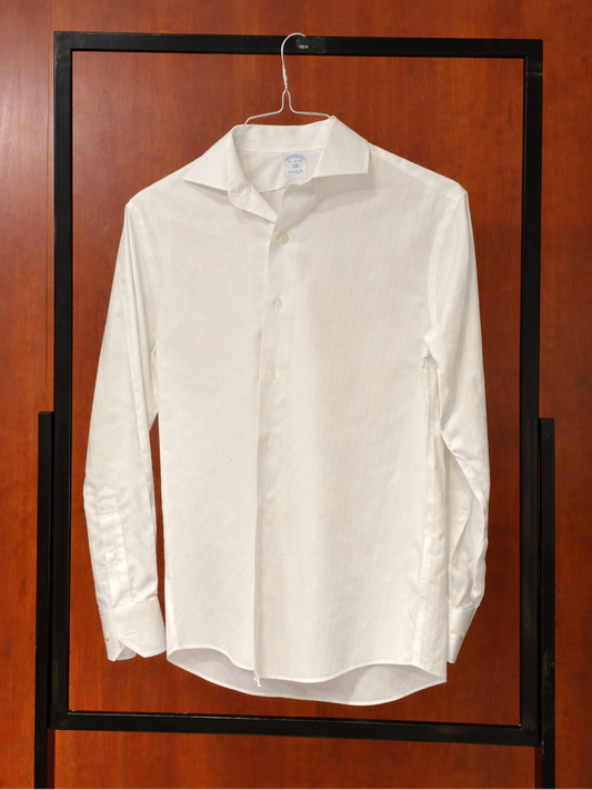 Women's White Dress Shirt (Multiple Sizes)
